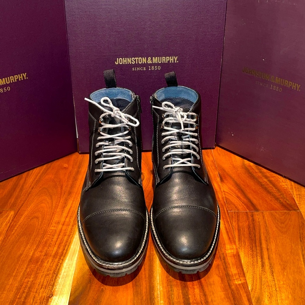 Cap Toe Leather Johnston & Murphy Boot